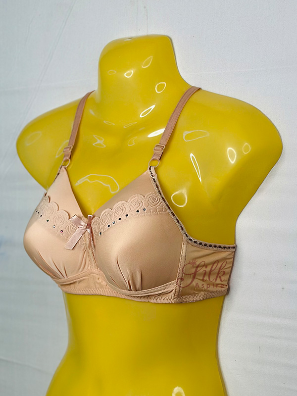 Elegant Red Lace Bra – Comfortable Support with Feminine Design